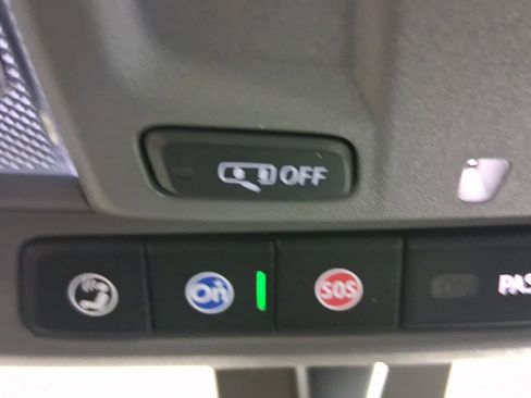 Used 2023 Chevrolet Silverado 2500 LTZ image 35