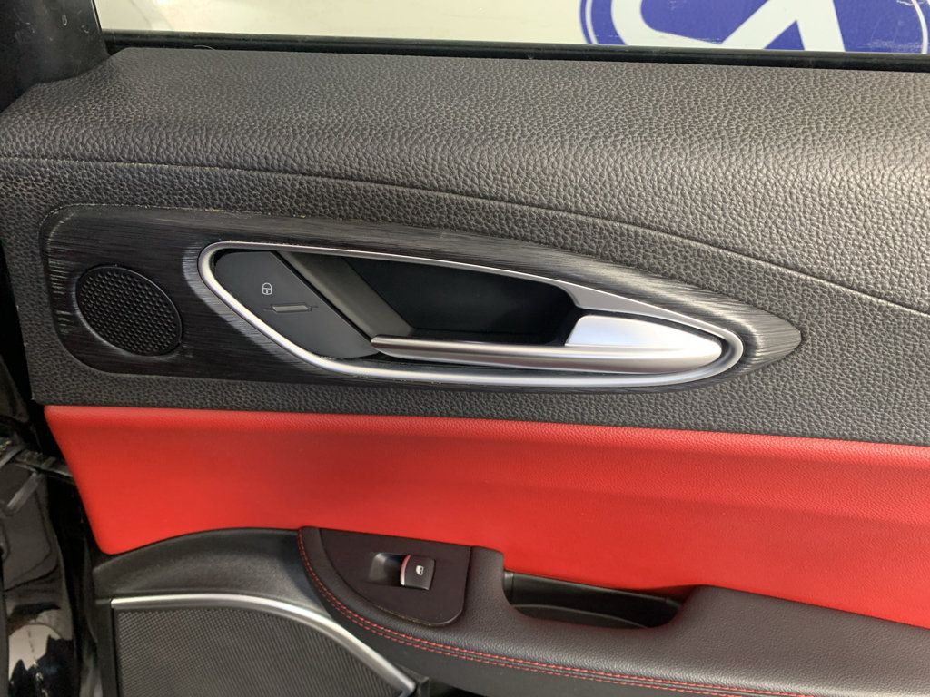 Used 2019 Alfa Romeo Giulia w/ Quick Order Package 22K Sport RWD image 34