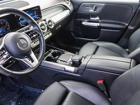 Used 2021 Mercedes-Benz GLB 250 image 18