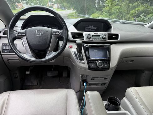 Used 2017 Honda Odyssey EX-L image 12