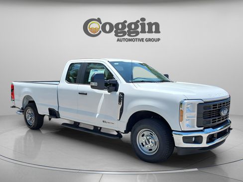 New 2025 Ford F250 XL w/ 360-Degree Camera Package image 7