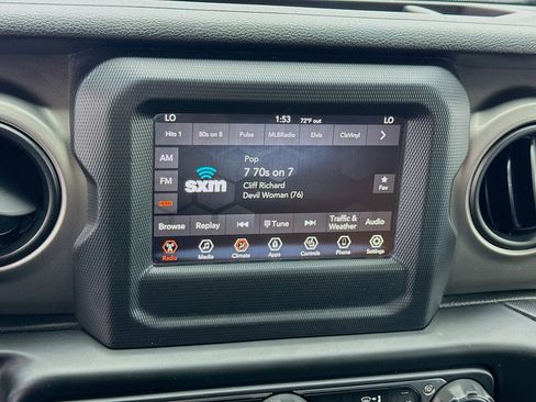 Used 2020 Jeep Wrangler Unlimited Sport S image 11