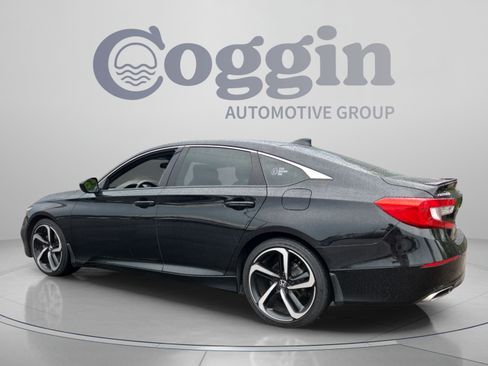 Certified 2019 Honda Accord Sport image 3
