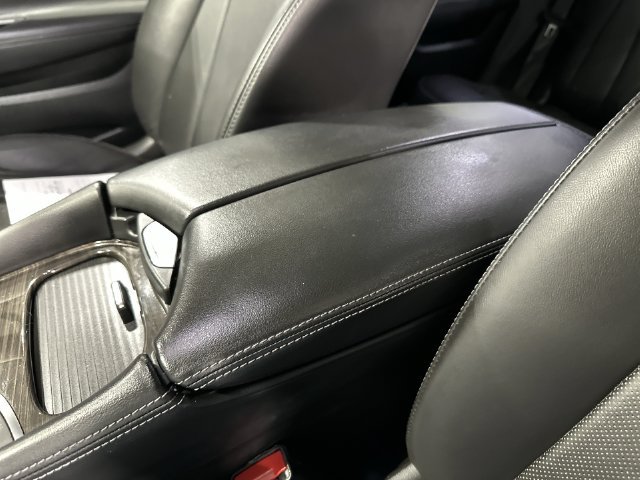 Used 2020 Buick Envision Essence FWD image 28