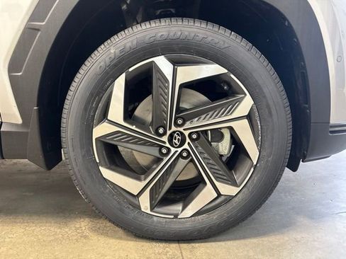 Used 2023 Hyundai Tucson Limited AWD/4WD image 11