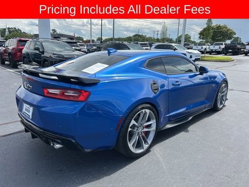 Used 2016 Chevrolet Camaro SS RWD image 16