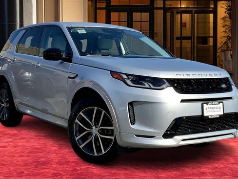 Used 2024 Land Rover Discovery Sport S image 2