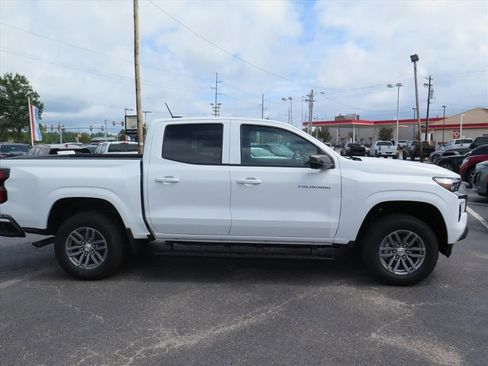New 2026 Chevrolet Colorado LT w/ LT Convenience Package image 2
