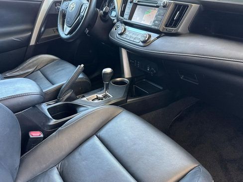 Used 2015 Toyota RAV4 Limited w/ Technology Package AWD/4WD image 33