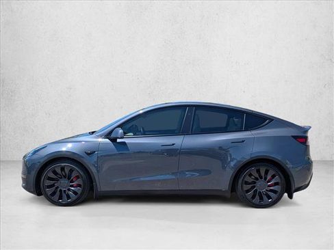 Used 2023 Tesla Model Y Performance AWD/4WD image 9