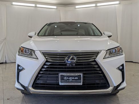 Used 2019 Lexus RX 450h AWD image 3