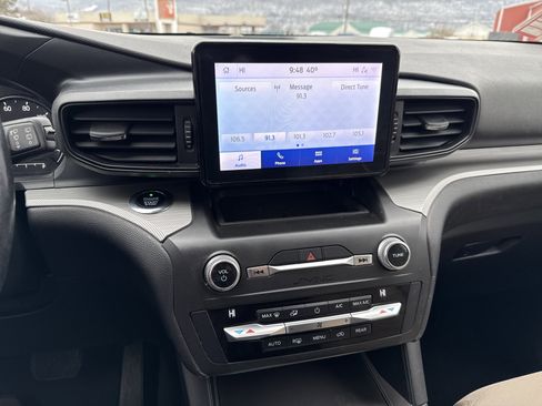 Used 2020 Ford Explorer XLT w/ Class III Trailer Tow Package image 25