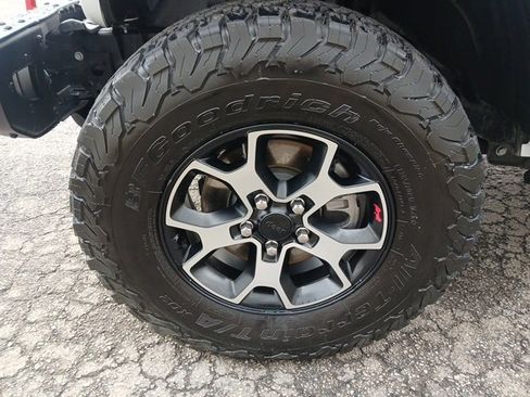 Used 2023 Jeep Wrangler Unlimited Rubicon w/ Steel Bumper Group image 70