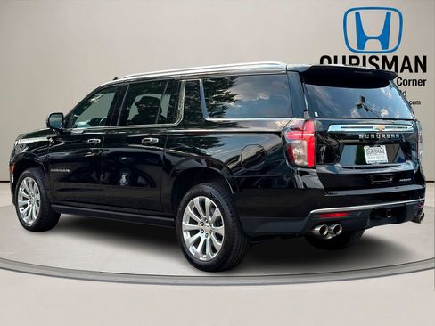 Used 2021 Chevrolet Suburban Premier AWD/4WD image 4