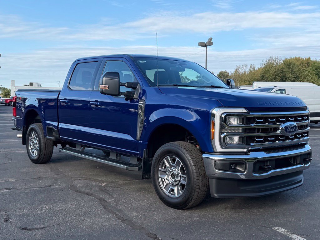 Used 2026 Ford F250 Lariat AWD/4WD image 6