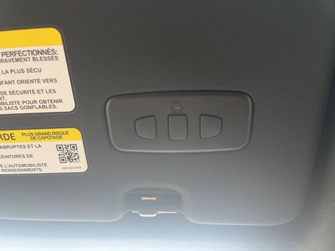 Used 2025 Dodge Hornet R/T w/ R/T Plus Package image 25