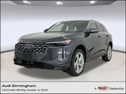 New 2025 Audi Q5 Premium Plus image 1