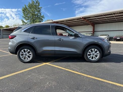 Used 2023 Ford Escape Active image 6