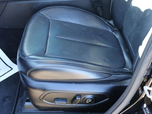 Used 2021 Jeep Grand Cherokee L Limited w/ Luxury Tech Group II image 41