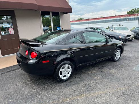 Used 2010 Chevrolet Cobalt LT w/ My Link Package FWD image 5