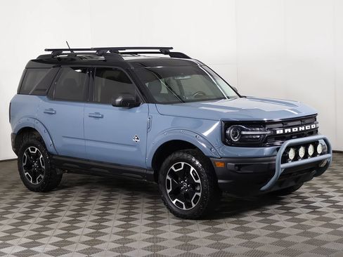 Used 2021 Ford Bronco Sport Outer Banks AWD/4WD image 2