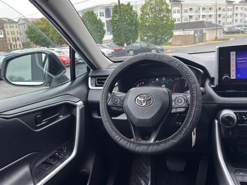 Used 2024 Toyota RAV4 LE FWD image 26