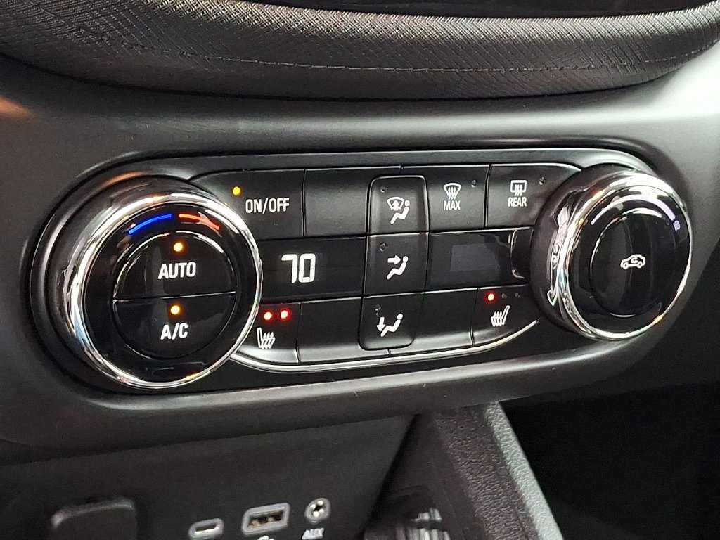 Used 2022 Chevrolet TrailBlazer LT w/ Convenience Package AWD/4WD image 16