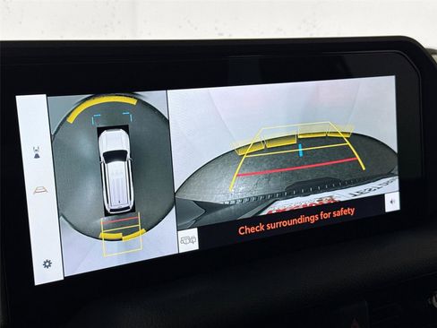Certified 2024 Toyota Land Cruiser image 26