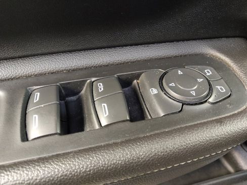 Used 2022 GMC Terrain SLT AWD/4WD image 27