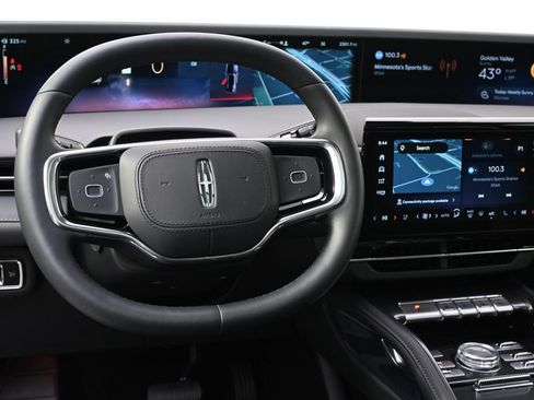 New 2026 Lincoln Nautilus Reserve w/ Jet Appearance Package AWD/4WD image 12
