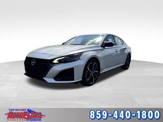 Used 2023 Nissan Altima 2.5 SR FWD video 1