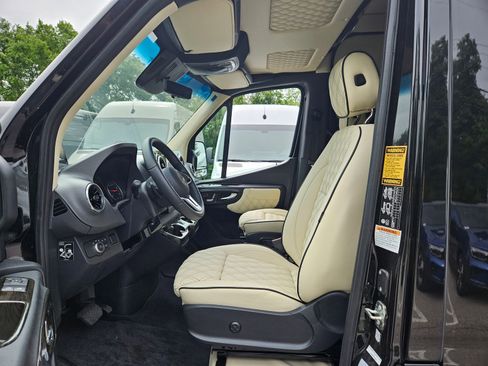 New 2024 Mercedes-Benz Sprinter 3500 image 7