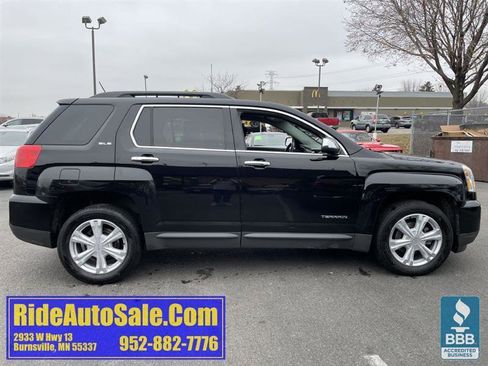Used 2017 GMC Terrain SLE w/ Driver Alert Package I AWD/4WD image 4