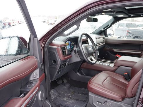 Certified 2024 Ford Expedition Limited image 15