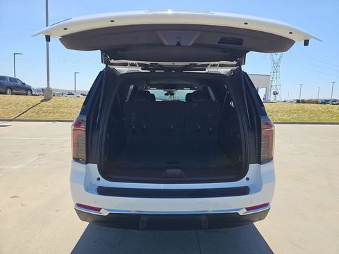 New 2026 Chevrolet Suburban LS w/ Max Trailering Package RWD image 26