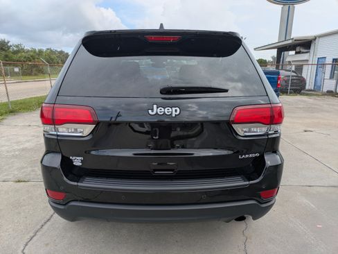 Used 2022 Jeep Grand Cherokee Laredo E RWD image 5