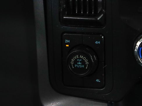 Used 2021 Ford F150 XLT w/ Equipment Group 302A High AWD/4WD image 22