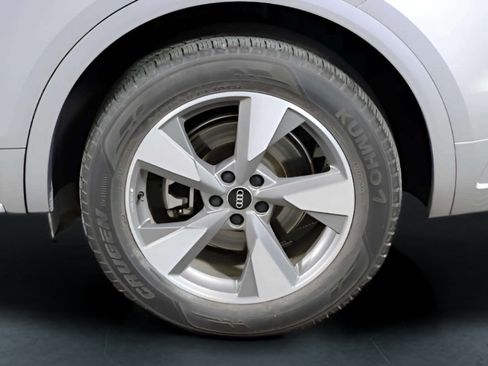 Used 2022 Audi Q5 2.0T Premium Plus AWD/4WD image 45