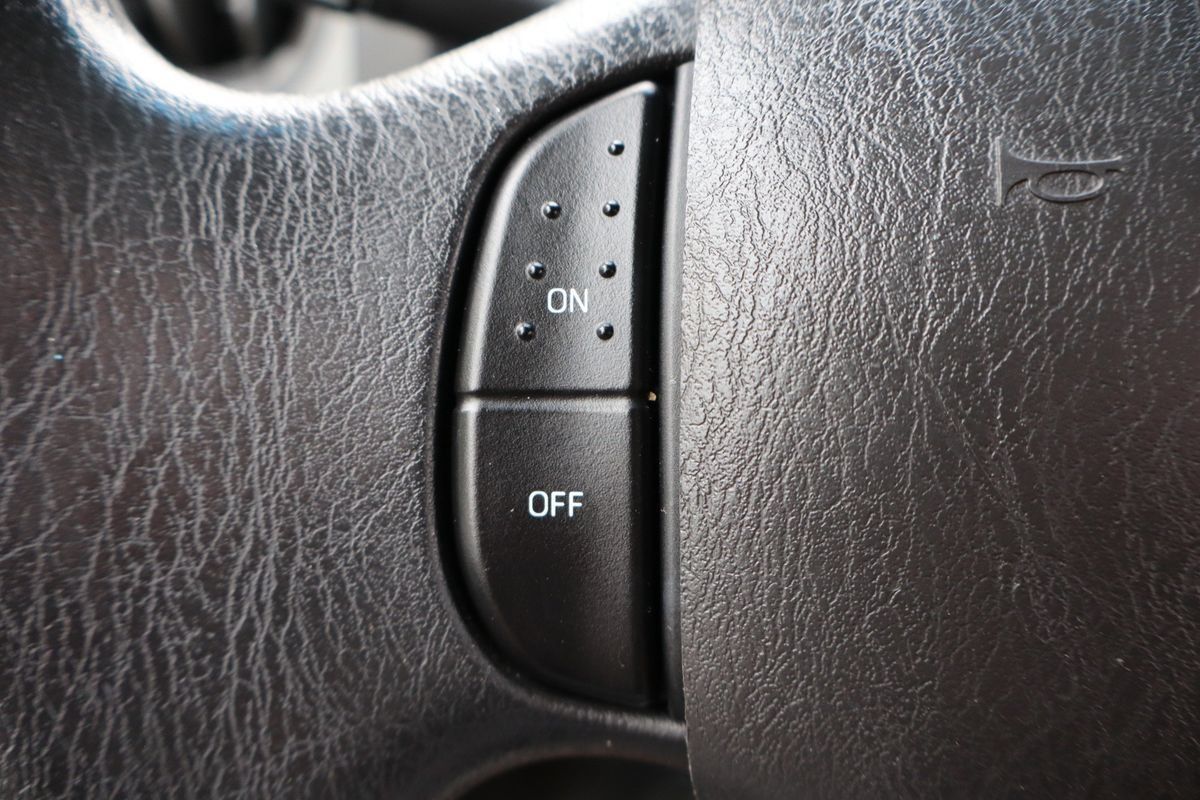 Used 2010 Ford E-350 and Econoline 350 XLT RWD image 30
