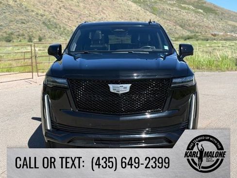 Used 2024 Cadillac Escalade ESV Sport Platinum w/ LPO, ONYX Package AWD/4WD image 8