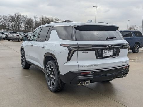 New 2026 Chevrolet Traverse High Country w/ LPO, Floor Liner Package image 8