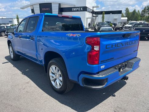 Used 2025 Chevrolet Silverado 1500 Custom w/ LPO, Dark Essentials Package image 3