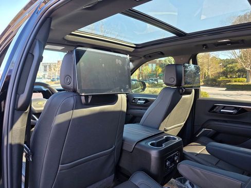 New 2026 Chevrolet Tahoe High Country image 21