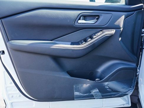 New 2026 Nissan Rogue SV image 21