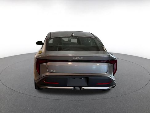 Used 2025 Kia K4 LXS image 12
