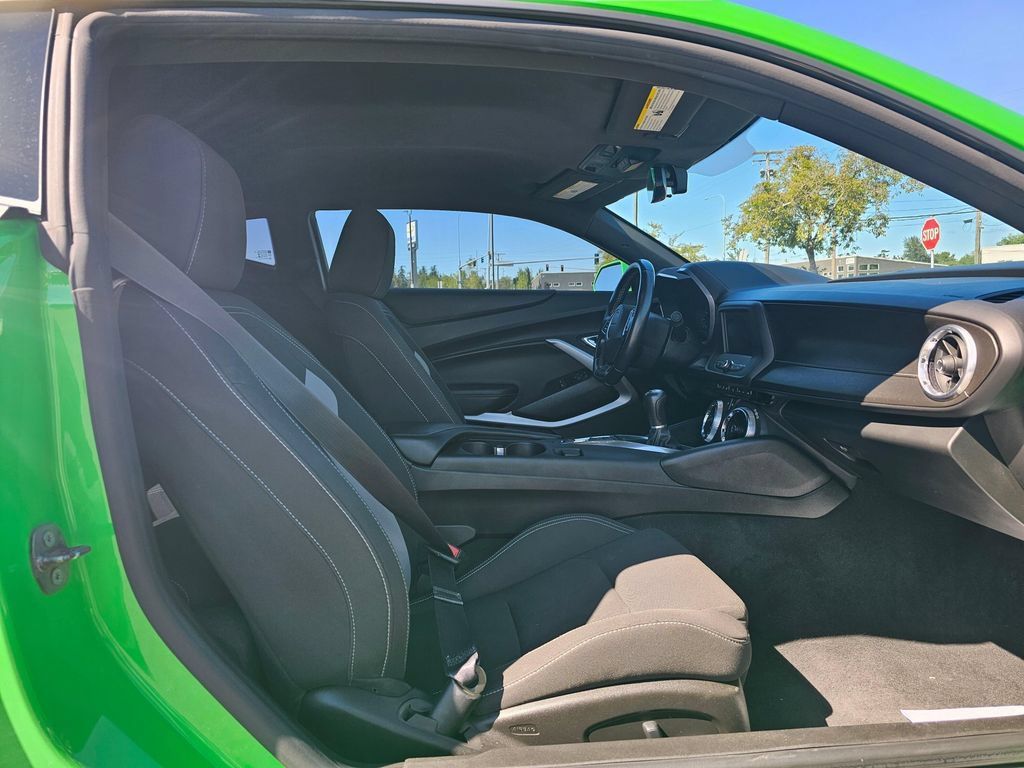 Used 2017 Chevrolet Camaro LS RWD image 10