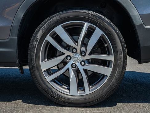 Used 2017 Honda Pilot Touring image 19