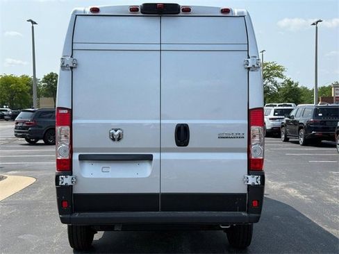 New 2025 RAM ProMaster 2500 w/ Convenience Group image 4