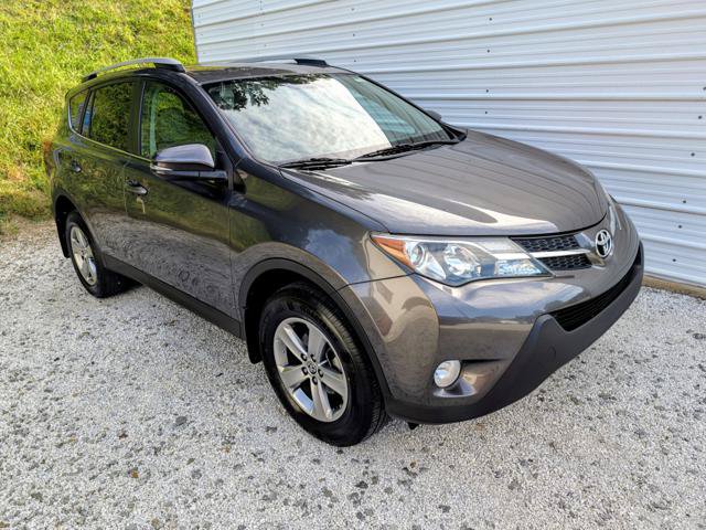 Used 2015 Toyota RAV4 XLE FWD image 1