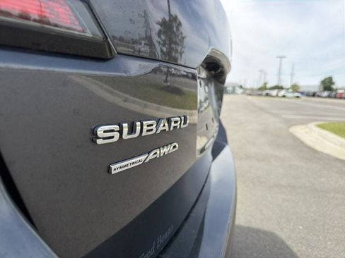 Used 2024 Subaru Outback Premium AWD/4WD image 39